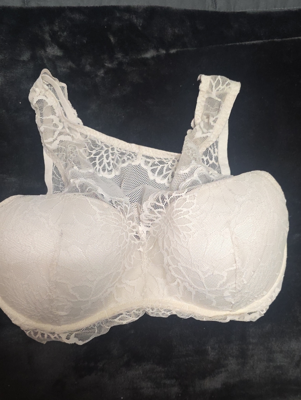 PINK Victoria's Secret Ivory Lace High-Neck Bra